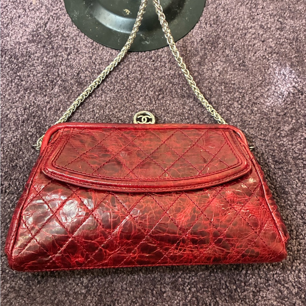 Chanel CC Red Quilted Leather Runway Collection Clutch Crossbody Bag w COA Rare - Picture 6 of 16